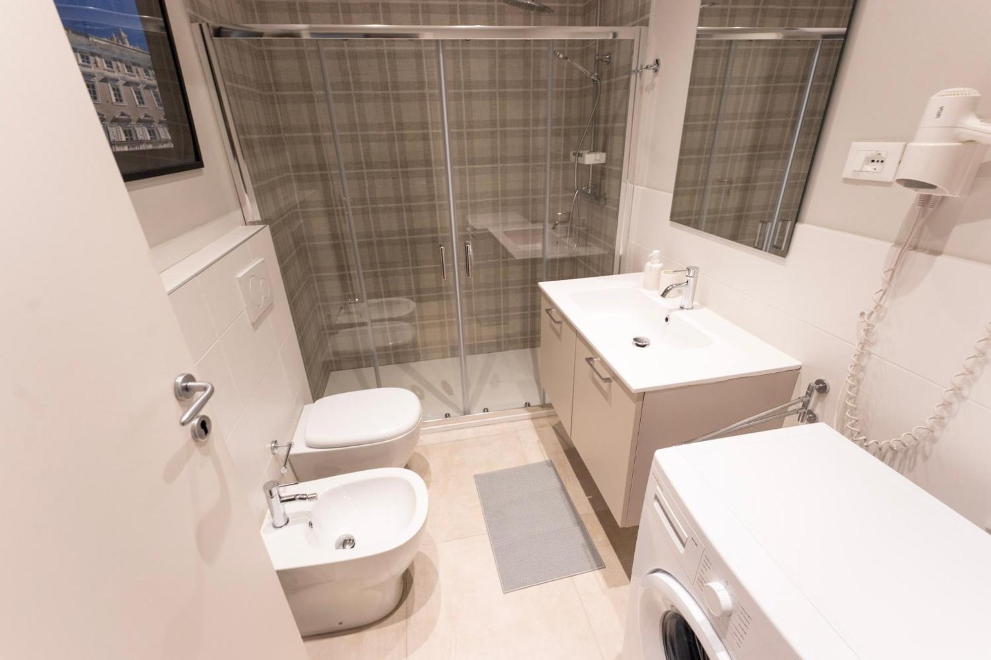 טריאסטה Sofia Residence Stazione מראה חיצוני תמונה