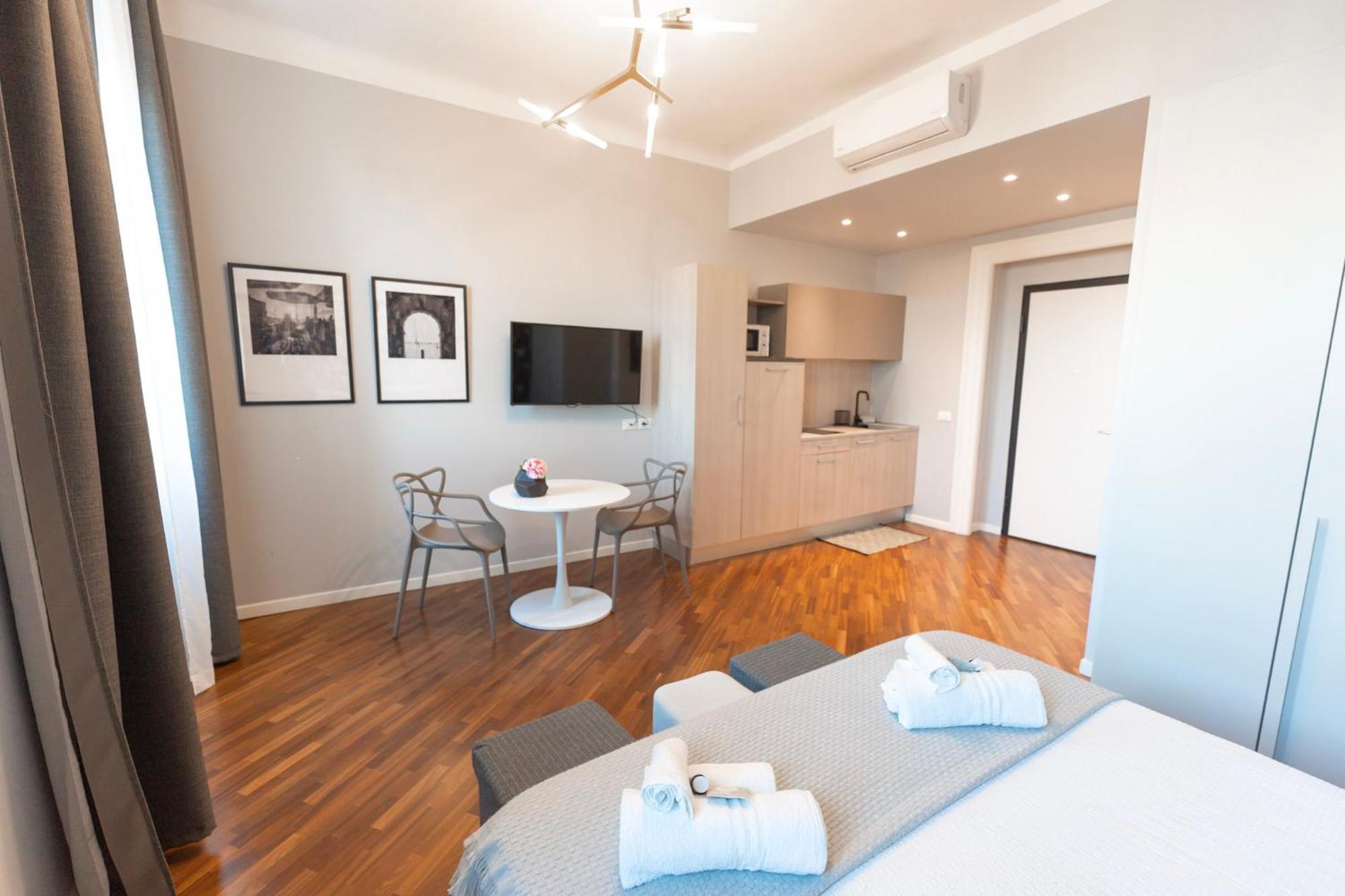 טריאסטה Sofia Residence Stazione מראה חיצוני תמונה
